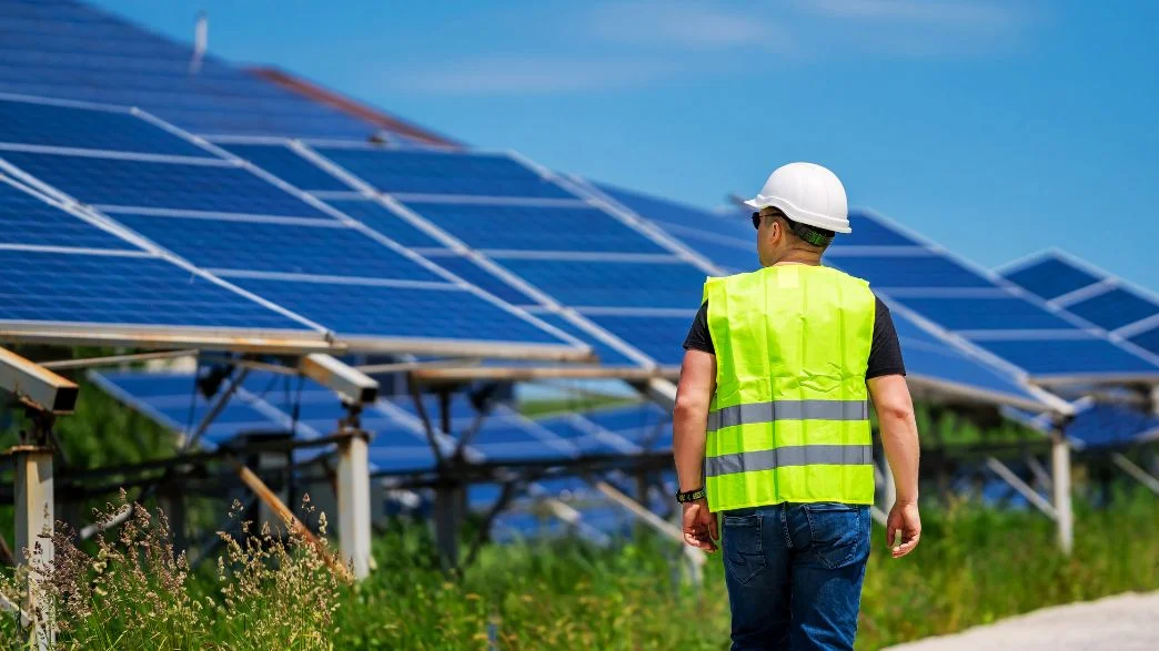 Brasil registra recorde histórico na expansão da geração de energia em 2024 com marca de 10.321 megawatts (MW) de potência instalada