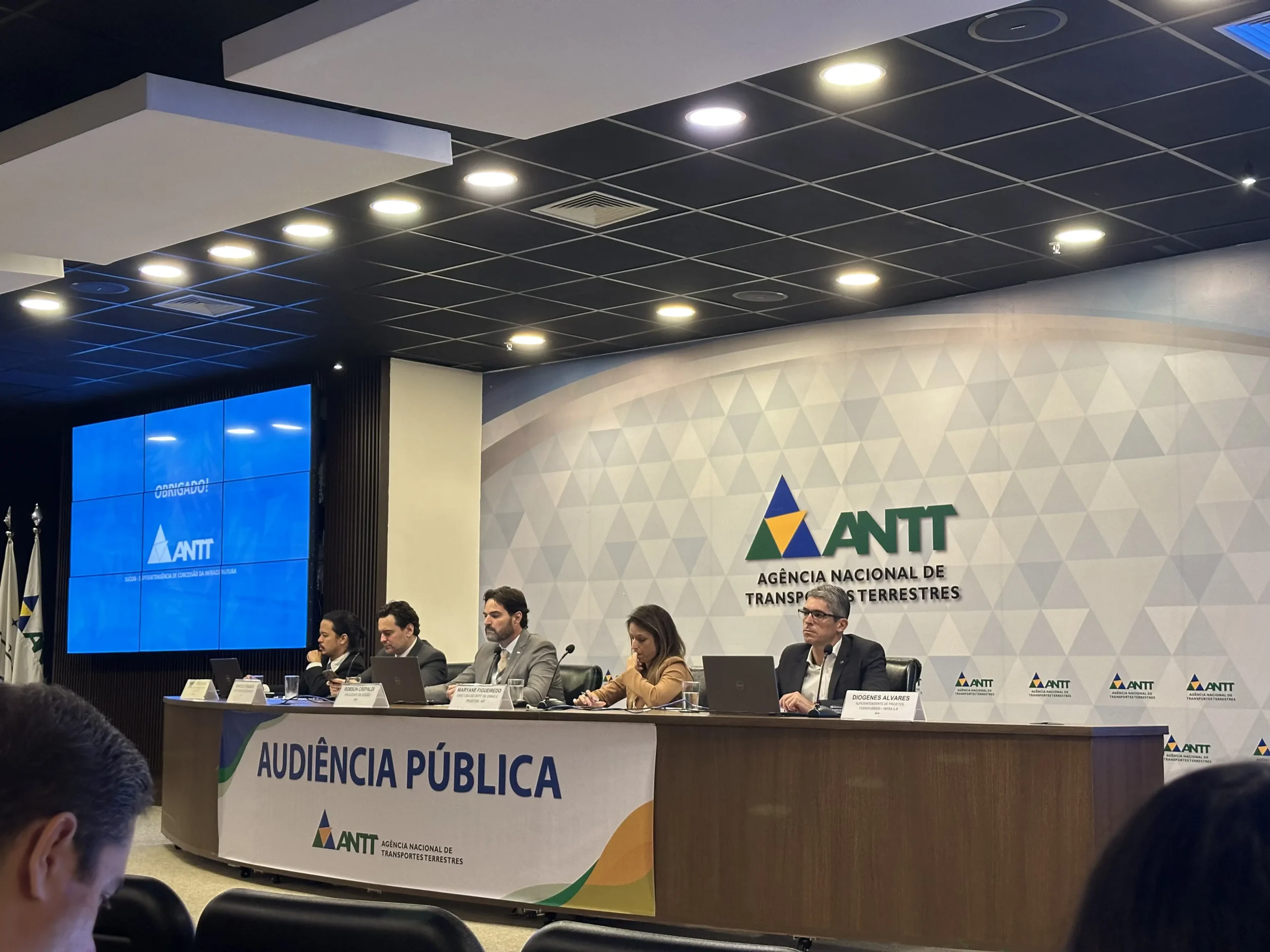 Fortalecimento da Infraestrutura Ferroviária ANTT Realiza Primeira Audiência Pública sobre a Concessão da FICOFiol