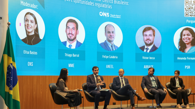 MME destaca medidas para atrair data centers e plantas de hidrogênio verde ao Brasil