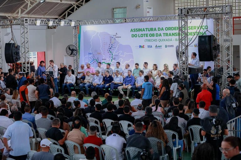 Governo Federal anuncia R$ 1 bilhão para Transnordestina no Ceará