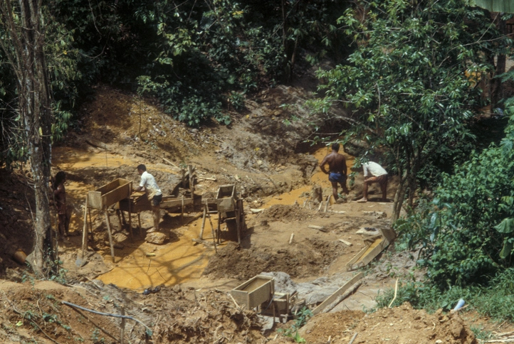 CMA do Senado Aprova Emendas ao Projeto de Lei sobre Aumento das Penas para o Garimpo Ilegal