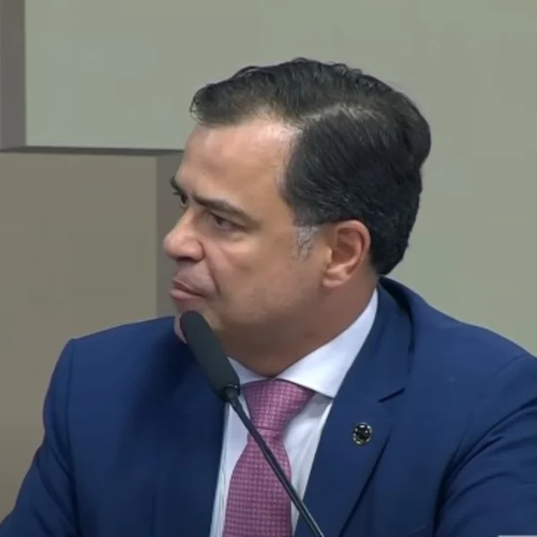 Comissão Mista debate impactos regulatórios da MP 1304 e alerta para riscos de insegurança jurídica no setor elétrico Sandoval Feitosa ANEEL