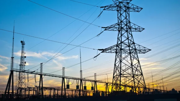 Câmara e Senado aprovam MP 130425 com novas regras para o setor elétrico