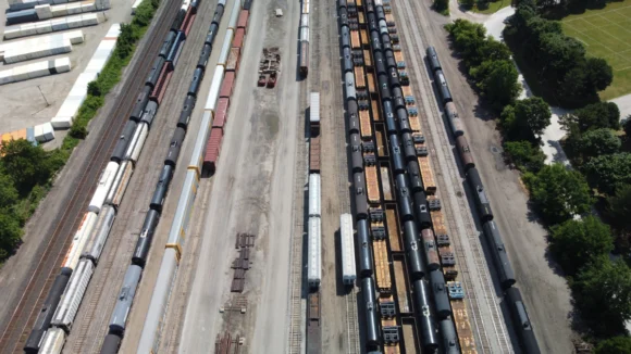 Brasil e Reino Unido firmam parceria para impulsionar infraestrutura ferroviária