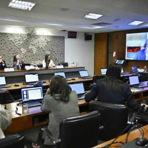 Regulamentação da Lei dos Defensivos na CRA Senado