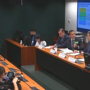 Desestatização da Hidrovia do Rio Madeira Comissão Debate Impactos Econômicos e Sociais em Rondônia