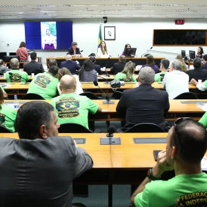 Caminhoneiros e parlamentares pressionam SUSEP a rever regras do mutualismo no transporte de cargas
