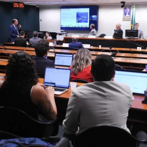 Audiência debate avanço da mineração ilegal e pressiona por rastreabilidade do ouro no Brasil
